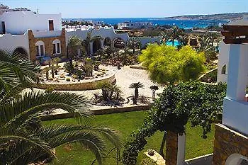 & Hotel