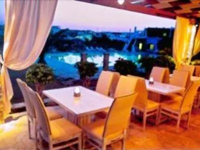 & Hotel 4*
