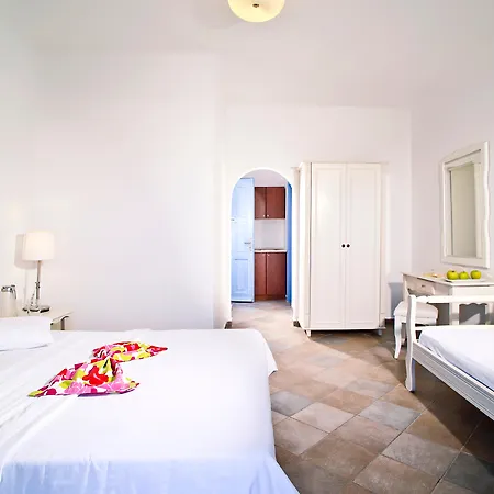 Hotel & 4*