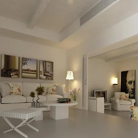 & Hotel Koufonisia