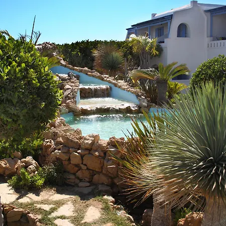 & Ξενοδοχείο 4*