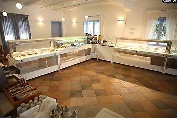 & 4* Koufonisia